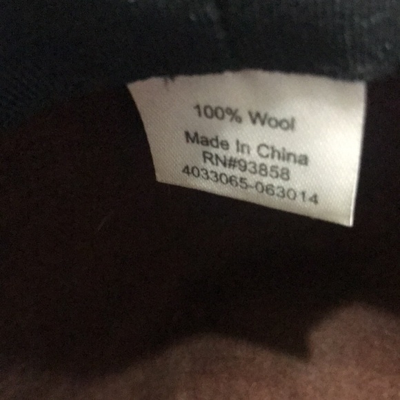 Hat - Picture 4 of 5